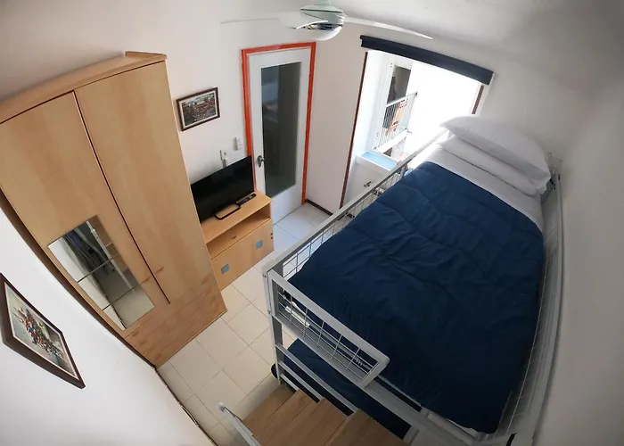 Storico In Viale Appartamento Trieste